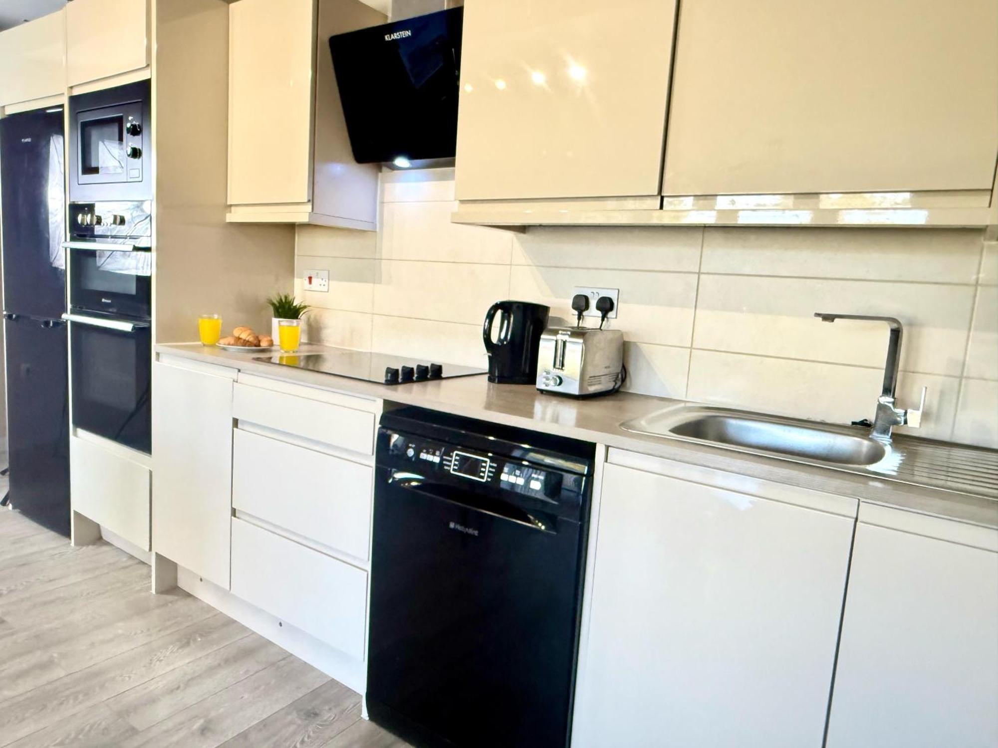 Horizon House, Stunning 2-Bedroom Flat 1, Parking, Netflix, Оксфорд Экстерьер фото